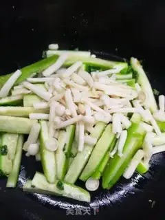 Make Seafood mushrooms and smelt eggs step 9