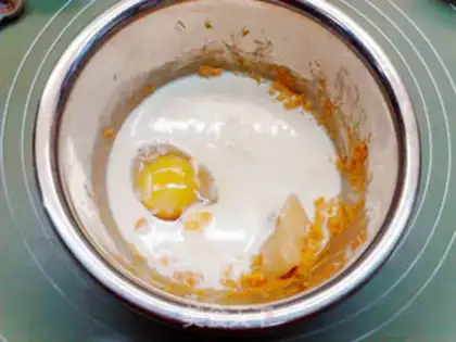 Make Pumpkin pecan muffin step 2