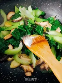 Make Fry mushrooms step 9