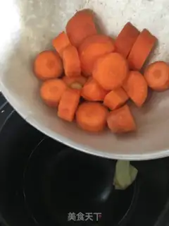 Make ♪ The carrots and lily ♪ step 3