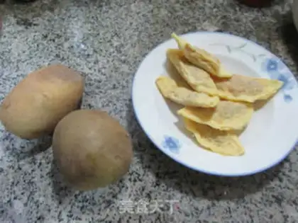 Make Egg dumplings, potatoes step 0