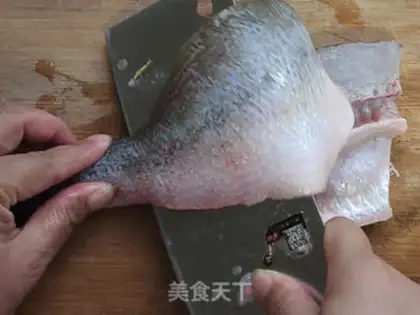 Make Home-based squirrel fish step 2