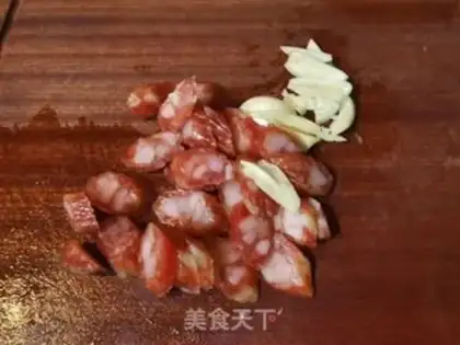 Make Weenie fried Dutch beans step 1