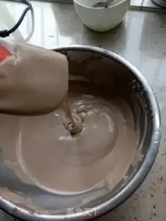 Make Cream chestnut mud mousse puppy step 10