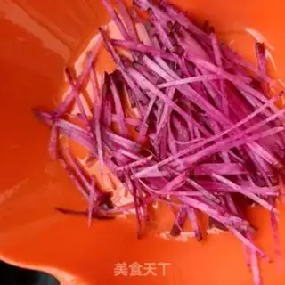 Make Eggs and carrots step 3