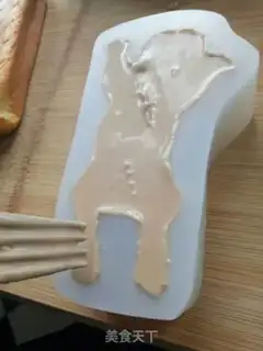Make Cream chestnut mud mousse puppy step 12