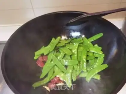 Make Weenie fried Dutch beans step 6