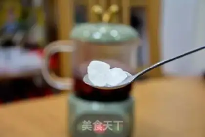 Make A red pear step 5