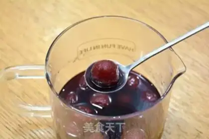 Make A red pear step 6
