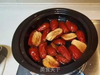 Make Tomato shrimp pasta step 2