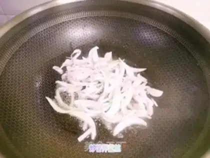 Make Tomato shrimp pasta step 5