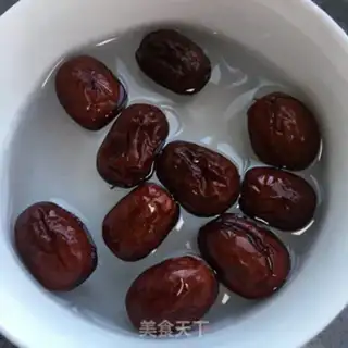 Make Little rice apple curry step 1