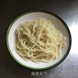 Make Spilled egg noodles step 1