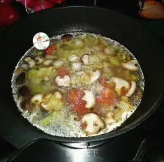 Make Psychic mushroom spicy pastry soup step 4
