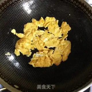 Make Spilled egg noodles step 2
