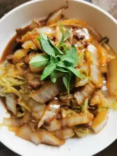 Make Meat sauce cabbage step 4