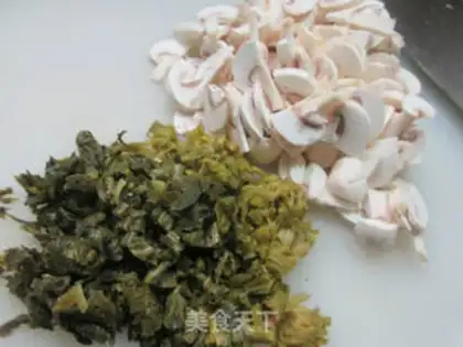 Make Pickles and pork mushrooms step 2
