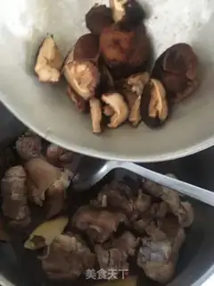Make Frozen mushroom pighands step 6