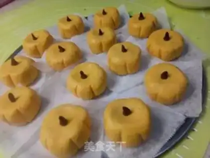 Make Chestnut pumpkin step 9