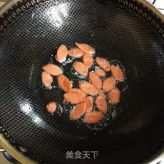 Make Onion ham noodles step 3