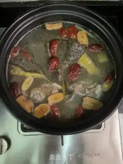 Make The crayfish crumb soup step 11