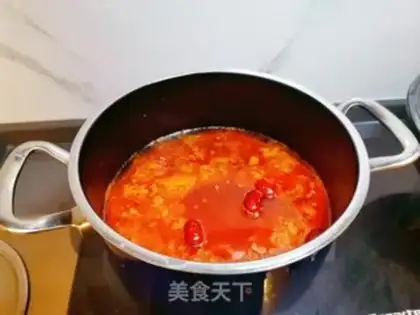 Make Seafood soup pan step 1