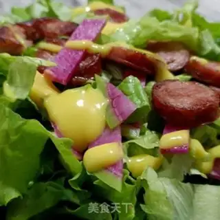 Make Barbecue sausage salad step 9