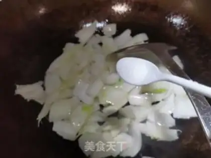 Make Hand torn cabbage step 2