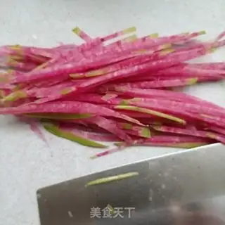 Make ♪ ♪ With radish ♪ step 3