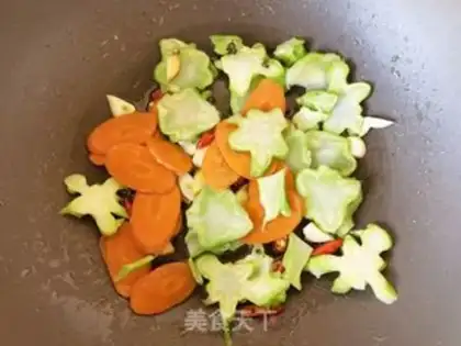 Make Carrot broccoli, orchid step 11