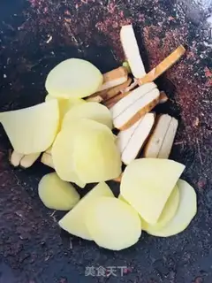 Make Spam-dry potatoes step 12