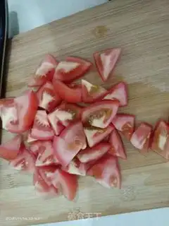 Make Tomato fried eggs step 0