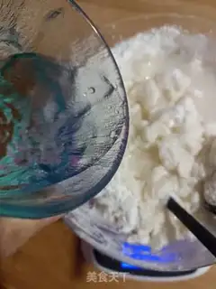 Make Onion bouquets step 2