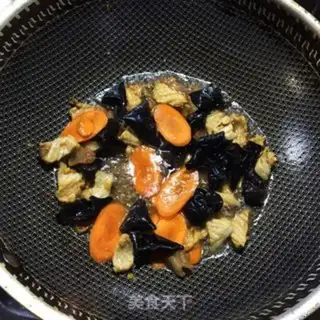 Make Onion fried meat step 3