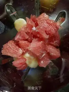 Make Apple juice with hearts step 2
