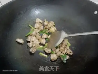 Make Scrambling intestines step 4