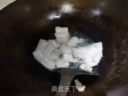 Make Come back to the pot with chili step 1