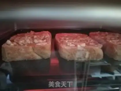Make Garlic bread step 4