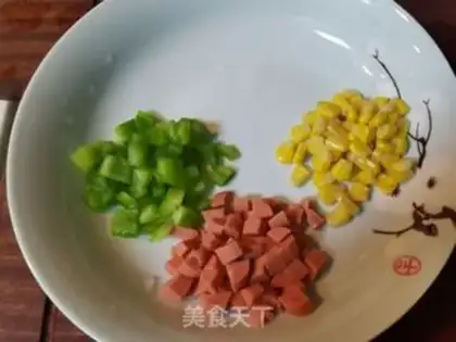 Make Pineapple rice step 1