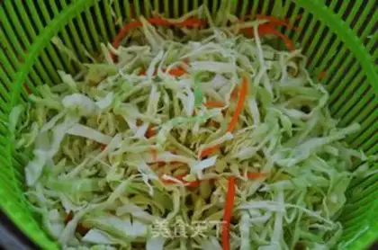 Make A caterer fan step 3