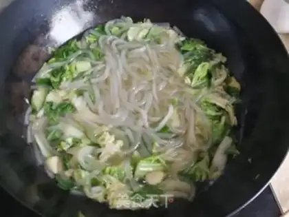 Make Red shrimp cabbage soup step 6