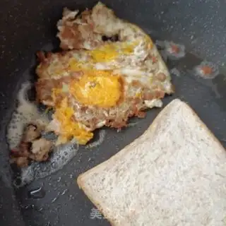 Make Meat and egg mashed sandwiches step 10