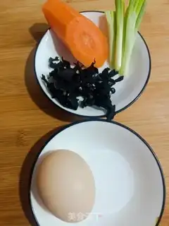 Make The dress and the egg soup step 0