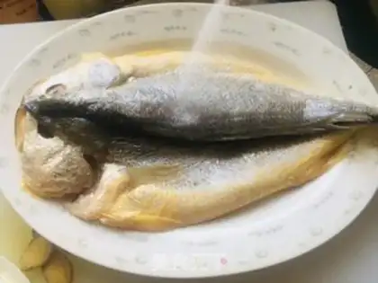 Make A big yellow fish step 1