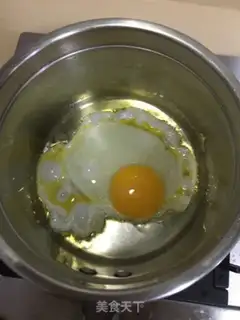 Make Meat and eggs and truffle soup step 4