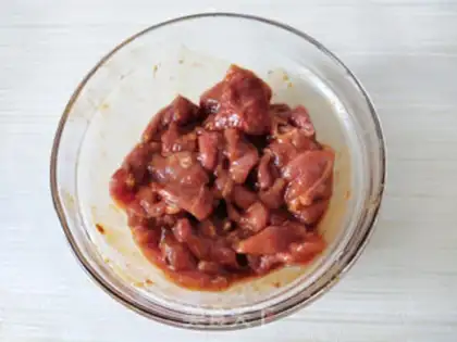 Make Air-cooked gin and mushroom meatloaf step 3
