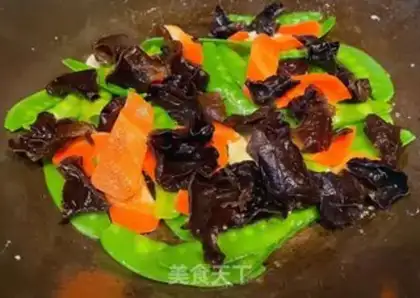 Make Dutch bean carrots, wooded eggs step 8