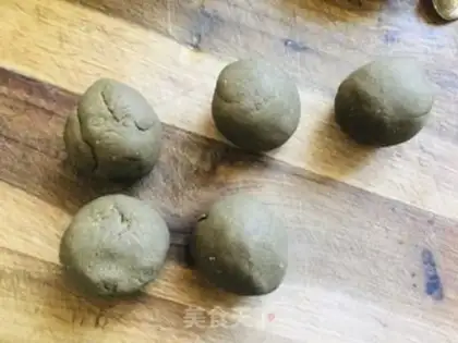 Make Red potato noodle nest step 1
