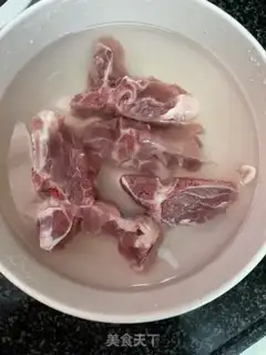 Make Piggy soup step 1