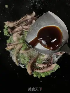 Make Pretzel squid shaving step 6